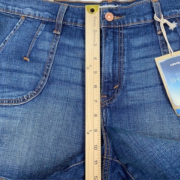 Levis 515 Womens Mid Rise Denim Shorts Medium Wash Regular Fit Blue Size 12 - Picture 4 of 9